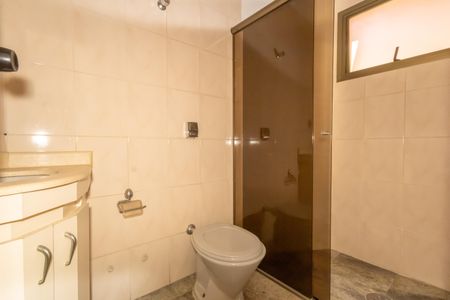 Apartamento à venda com 225m², 4 quartos e 2 vagasBanheiro da Suíte 2