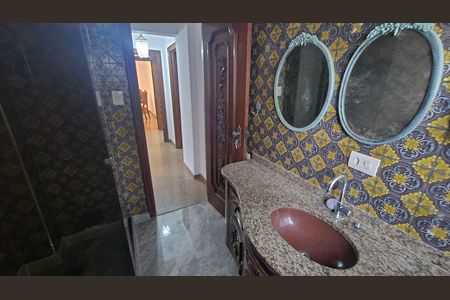 Apartamento para alugar com 160m², 3 quartos e 1 vagaBanheiro