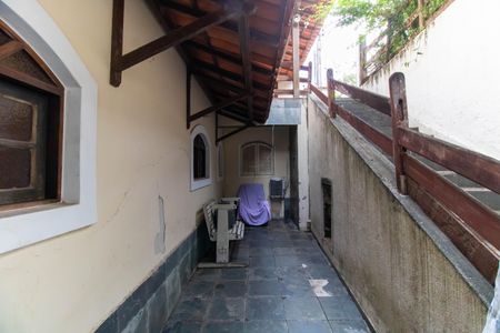 Casa de condomínio para alugar com 700m², 4 quartos e 4 vagas Casa de condomínio para alugar com 700m², 4 quartos e 4 vagasÁrea externa