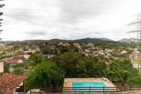 Vista da Sala de casa de condomínio para alugar com 4 quartos, 700m² em Pendotiba, Niterói