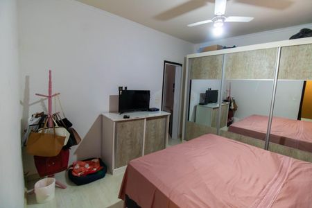 Casa de condomínio para alugar com 700m², 4 quartos e 4 vagas Casa de condomínio para alugar com 700m², 4 quartos e 4 vagasSuíte 3