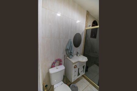 Casa de condomínio para alugar com 700m², 4 quartos e 4 vagas Casa de condomínio para alugar com 700m², 4 quartos e 4 vagasBanheiro da Suíte 1