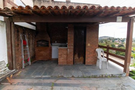 Casa de condomínio para alugar com 700m², 4 quartos e 4 vagas Casa de condomínio para alugar com 700m², 4 quartos e 4 vagasÁrea externa