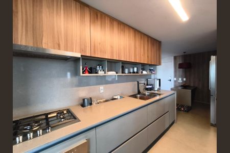 Apartamento à venda com 149m², 3 quartos e 2 vagas Apartamento à venda com 149m², 3 quartos e 2 vagasCozinha