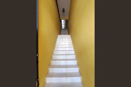 Casa para alugar com 123m², 3 quartos e sem vagaEscada