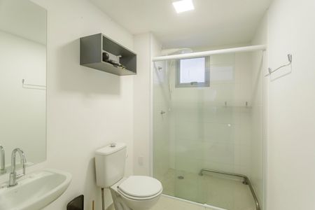 Banheiro de kitnet/studio à venda com 1 quarto, 30m² em Indianópolis, São Paulo
