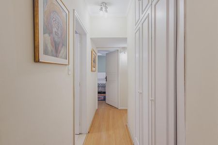 Apartamento à venda com 110m², 2 quartos e 1 vagaCorredor