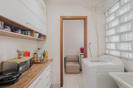 Apartamento à venda com 110m², 2 quartos e 1 vagaÁrea de Serviço