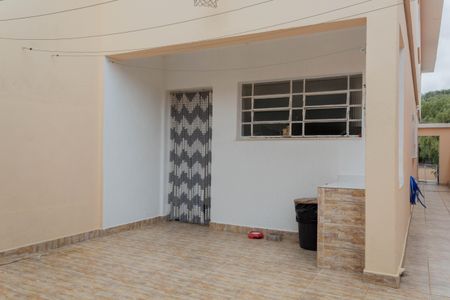 Casa à venda com 197m², 3 quartos e 3 vagas Casa à venda com 197m², 3 quartos e 3 vagasÁrea de Serviço