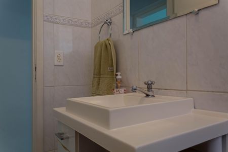 Casa à venda com 197m², 3 quartos e 3 vagas Casa à venda com 197m², 3 quartos e 3 vagasLavabo