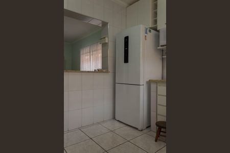 Casa à venda com 197m², 3 quartos e 3 vagas Casa à venda com 197m², 3 quartos e 3 vagasCozinha