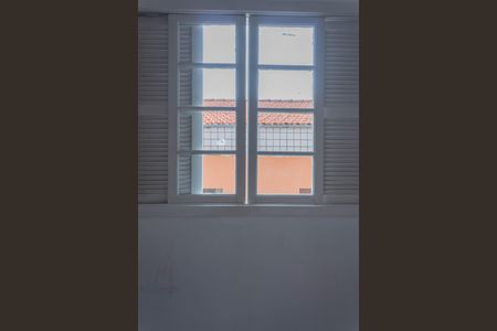 Casa à venda com 197m², 3 quartos e 3 vagas Casa à venda com 197m², 3 quartos e 3 vagasQuarto