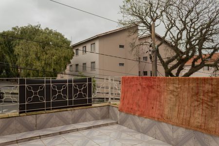 Casa à venda com 197m², 3 quartos e 3 vagas Casa à venda com 197m², 3 quartos e 3 vagasVaranda