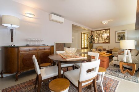 Apartamento à venda com 212m², 3 quartos e 4 vagasSala