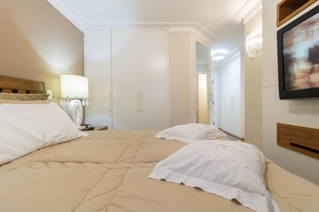 Apartamento à venda com 212m², 3 quartos e 4 vagasSuíte 1