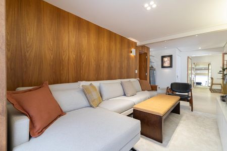 Apartamento à venda com 212m², 3 quartos e 4 vagasSala de TV