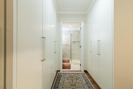 Apartamento à venda com 212m², 3 quartos e 4 vagasCloset da suíte 1