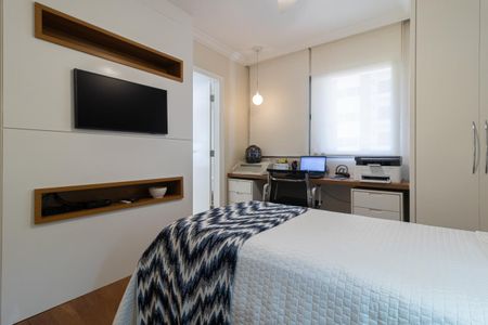 Apartamento à venda com 212m², 3 quartos e 4 vagasSuíte 2