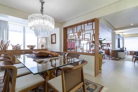Apartamento à venda com 212m², 3 quartos e 4 vagasSala de Jantar
