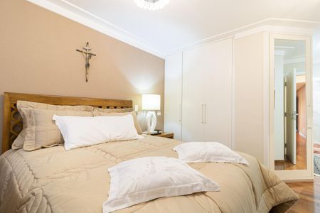 Apartamento à venda com 212m², 3 quartos e 4 vagasSuíte 1