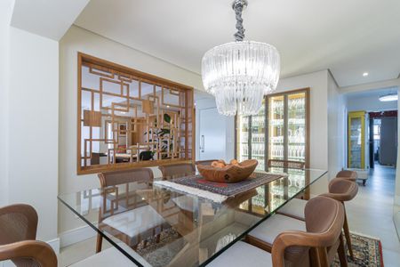 Apartamento à venda com 212m², 3 quartos e 4 vagasSala de Jantar
