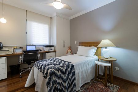 Apartamento à venda com 212m², 3 quartos e 4 vagasSuíte 2