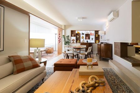 Apartamento à venda com 212m², 3 quartos e 4 vagasSala