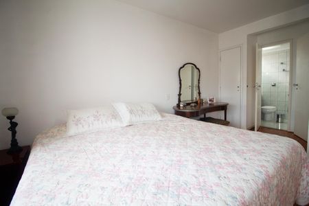 Apartamento à venda com 150m², 2 quartos e 3 vagasSuíte 1