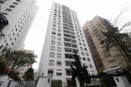 Apartamento à venda com 150m², 2 quartos e 3 vagasFachada