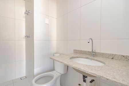 Studio à venda com 27m², 1 quarto e 1 vaga Studio à venda com 27m², 1 quarto e 1 vagaBanheiro