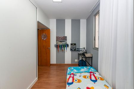 Apartamento à venda com 175m², 3 quartos e 2 vagasQuarto 2