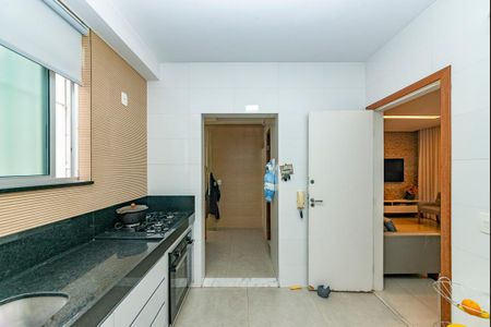 Apartamento à venda com 175m², 3 quartos e 2 vagasCozinha