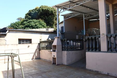 Casa para alugar com 460m², 4 quartos e 2 vagasÁrea comum