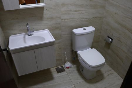 Casa para alugar com 460m², 4 quartos e 2 vagasLavabo