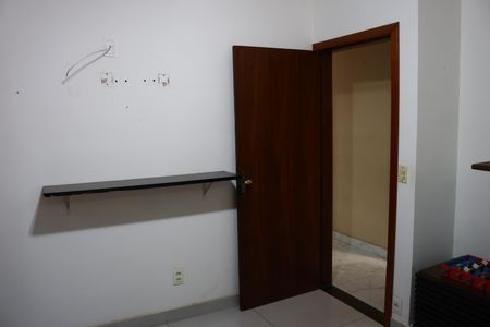 Casa para alugar com 460m², 4 quartos e 2 vagasQuarto 1