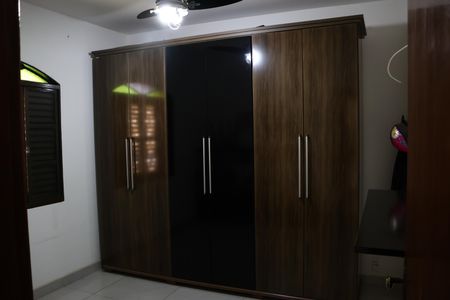 Casa para alugar com 460m², 4 quartos e 2 vagasQuarto 1