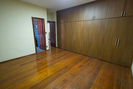 Casa para alugar com 453m², 5 quartos e 8 vagasSuite 2