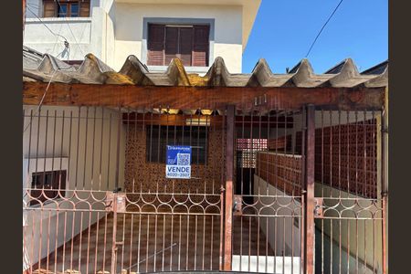 Casa à venda com 218m², 3 quartos e 1 vagaFachada