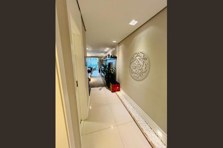 Apartamento à venda com 154m², 3 quartos e 2 vagasCorredor