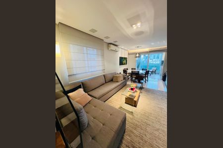 Sala de apartamento à venda com 3 quartos, 154m² em Vila Olímpia, São Paulo