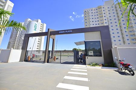 Apartamento para alugar com 48m², 2 quartos e 1 vaga Apartamento para alugar com 48m², 2 quartos e 1 vagaFachada