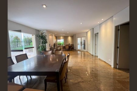 Apartamento à venda com 485m², 3 quartos e 4 vagas Apartamento à venda com 485m², 3 quartos e 4 vagasSala de Jantar