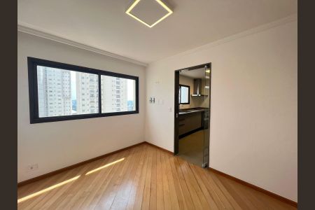 Apartamento à venda com 485m², 3 quartos e 4 vagas Apartamento à venda com 485m², 3 quartos e 4 vagasQuarto