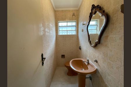 Casa à venda com 145m², 5 quartos e 2 vagasLavabo