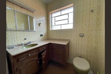 Casa à venda com 145m², 5 quartos e 2 vagasBanheiro da Suíte