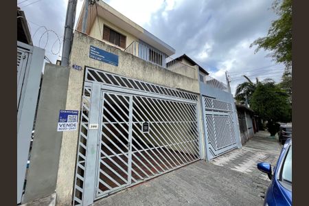 Casa à venda com 145m², 5 quartos e 2 vagasFachada