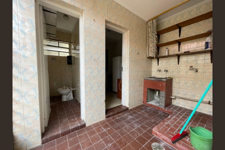 Casa à venda com 145m², 5 quartos e 2 vagasÁrea de Serviço