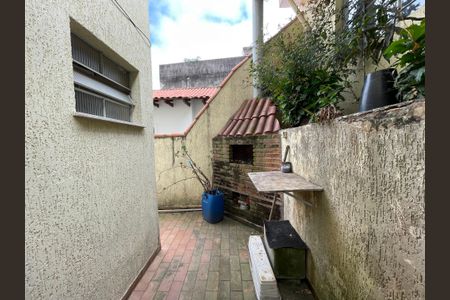 Casa à venda com 145m², 5 quartos e 2 vagasQuintal