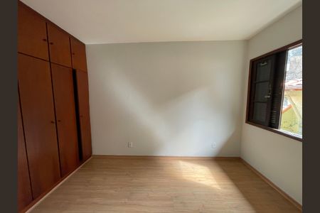 Quarto 1 de casa à venda com 5 quartos, 145m² em Jardim Bonfiglioli, São Paulo