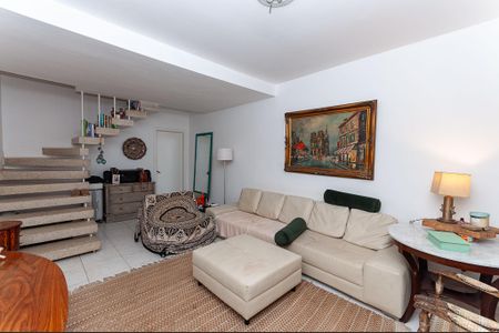 Sala de casa à venda com 2 quartos, 130m² em Vila Anglo Brasileira, São Paulo